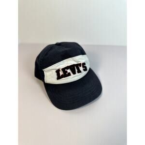 Levi’s Baseball Cap Navy & White Cotton Plush Chenille Logo Patch Adjustable